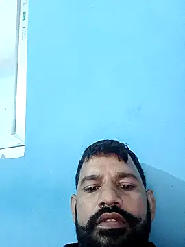 Snapshot of majit213 chatting on October 2025 05:18:01 AM majit213 online show from October 2025 05:18:01 AM