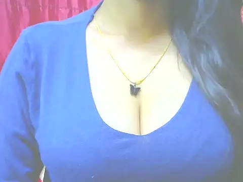 Snapshot of ishmita99 chatting on December 2024 01:13:01 PM ishmita99 online show from December 2024 01:13:01 PM