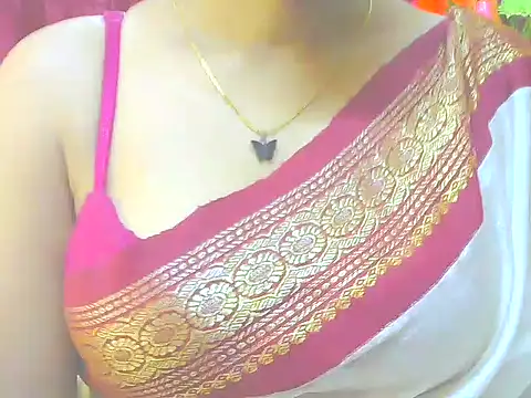 Snapshot of ishmita99 chatting on December 2024 10:06:02 AM ishmita99 online show from December 2024 10:06:02 AM