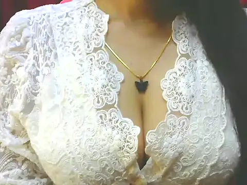 Snapshot of ishmita99 chatting on March 2025 06:02:02 AM ishmita99 online show from March 2025 06:02:02 AM