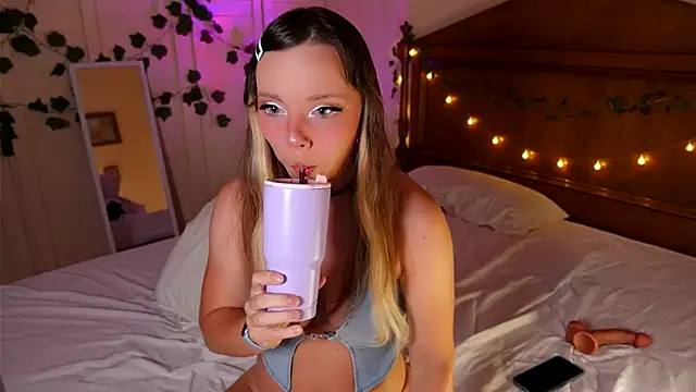 Ayra Lust online show from November 2025 11:04:02 PM