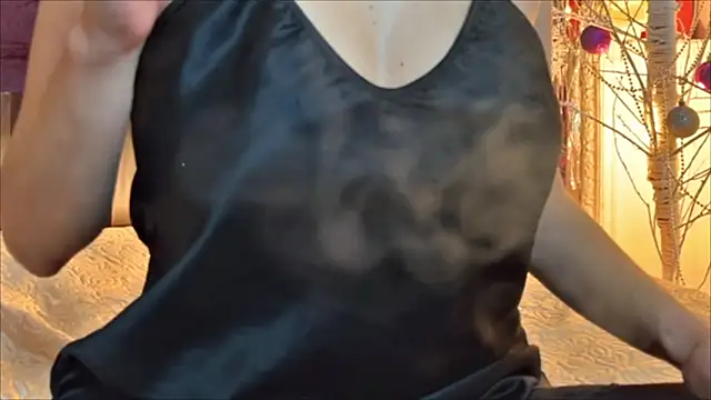 Selena Sweetie online show from January 2026 03:27:02 PM