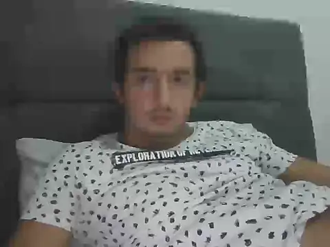 laynufff online show from September 2025 08:47:01 PM