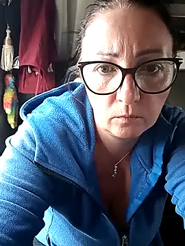 cuplubijoanna online show from November 2025 03:00:02 PM