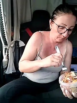 cuplubijoanna online show from March 2026 06:19:01 AM