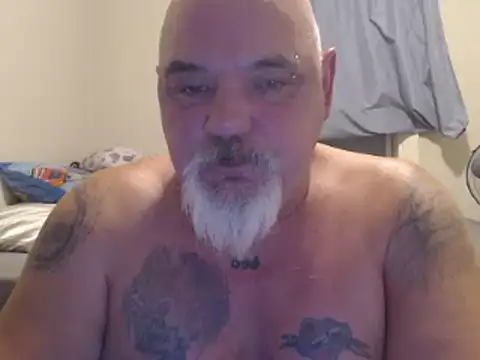 Snapshot of Newfiesausage1972 chatting on December 2024 10:59:02 PM Newfiesausage1972 online show from December 2024 10:59:02 PM