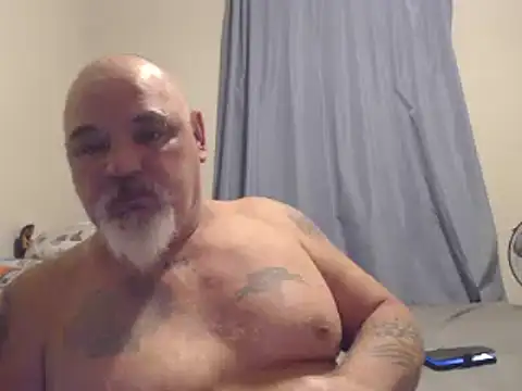 Snapshot of Newfiesausage1972 chatting on December 2024 10:01:02 AM Newfiesausage1972 online show from December 2024 10:01:02 AM