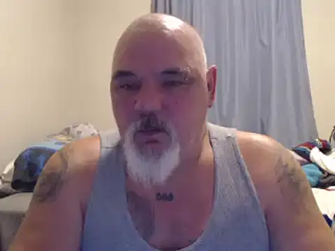 Snapshot of Newfiesausage1972 chatting on January 2025 09:58:02 PM Newfiesausage1972 online show from January 2025 09:58:02 PM