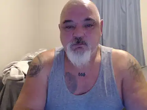 Snapshot of Newfiesausage1972 chatting on January 2025 12:35:01 PM Newfiesausage1972 online show from January 2025 12:35:01 PM