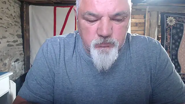 Snapshot of Newfiesausage1972 chatting on June 2026 09:17:02 PM Newfiesausage1972 online show from June 2026 09:17:02 PM