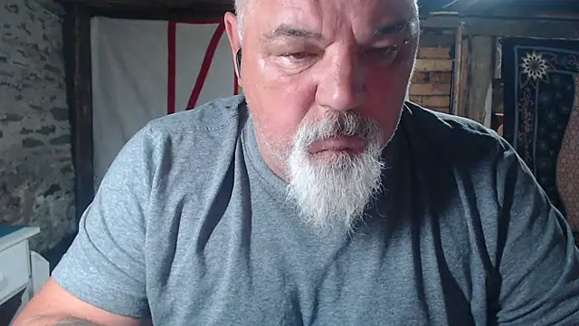 Snapshot of Newfiesausage1972 chatting on June 2026 09:17:01 AM Newfiesausage1972 online show from June 2026 09:17:01 AM