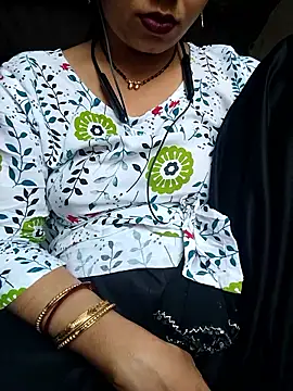 Snapshot of Simaran_bhabhi chatting on June 2026 12:22:01 AM Simaran bhabhi online show from June 2026 12:22:01 AM