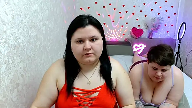 BeckyAndHellen online show from February 2025 07:05:02 PM