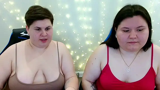 BeckyAndHellen online show from March 2026 11:48:02 AM