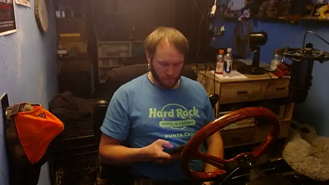 long thinmint86 online show from February 2025 04:10:01 PM