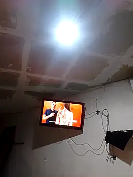 camellouno online show from September 2025 12:38:01 AM