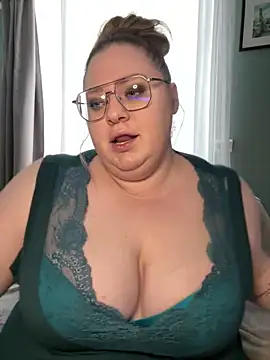 Chloe WS online show from February 2025 12:50:01 PM