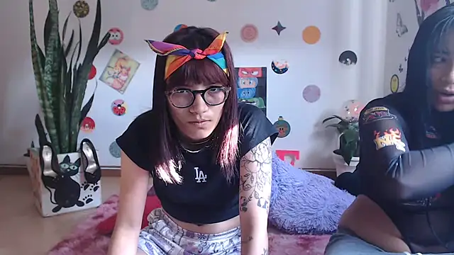 Yaumiko online show from December 2024 01:10:02 PM