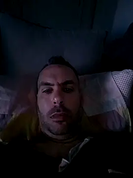 Giannis1990  online show from April 2026 09:23:01 PM