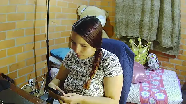 alexia 87 online show from October 2025 02:48:02 AM