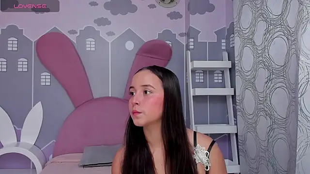 Snapshot of Alisson_sweet18_ chatting on January 2025 11:21:02 AM Alisson sweet18 online show from January 2025 11:21:02 AM