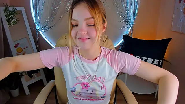 Snapshot of stay_with_alice chatting on December 2024 05:08:02 PM stay with alice online show from December 2024 05:08:02 PM