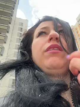 Artur Anna online show from April 2026 01:22:01 PM