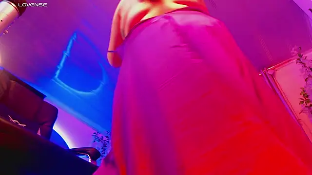 Lena sweetx online show from February 2025 02:45:01 AM