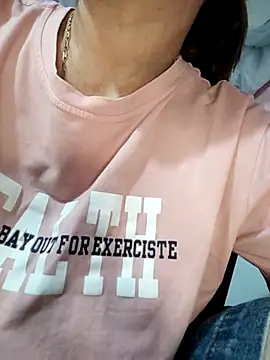 Mie610 online show from April 2026 01:17:01 AM