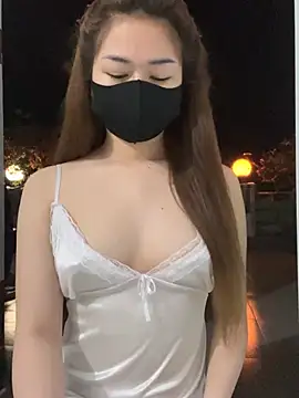 BabyThree  online show from February 2026 02:33:01 PM