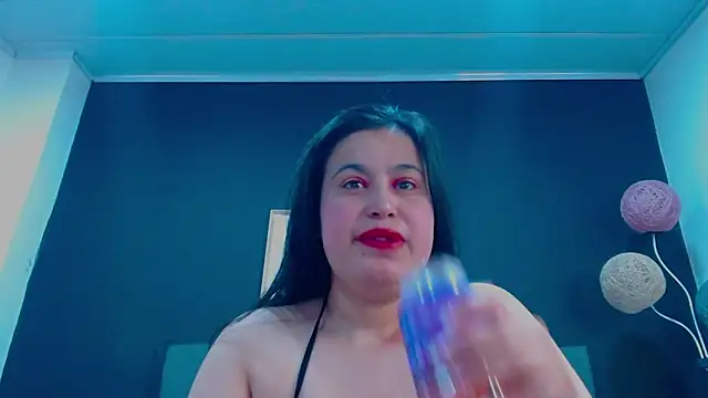 mia xx1 online show from November 2025 10:07:01 AM