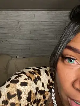 CUMQUEEN-XXX69 online show from September 2025 06:49:01 AM