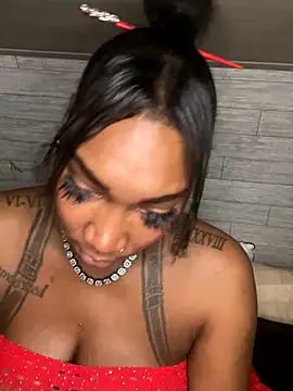 CUMQUEEN-XXX69 online show from September 2025 02:48:02 AM