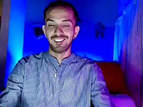 Tomas Tylor online show from December 2024 02:41:01 AM