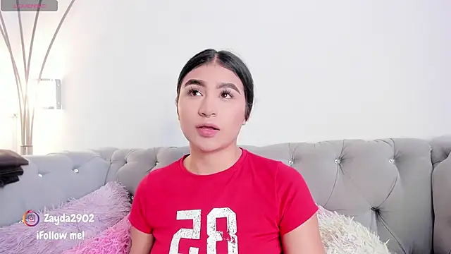 Snapshot of Zayda_1 chatting on January 2025 07:07:02 PM Zayda 1 online show from January 2025 07:07:02 PM