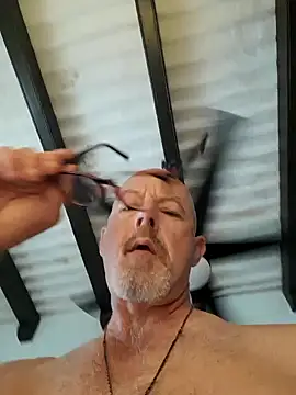 Snapshot of NOLAKINKYTYOP22 chatting on March 2025 03:52:01 PM NOLAKINKYTYOP22 online show from March 2025 03:52:01 PM