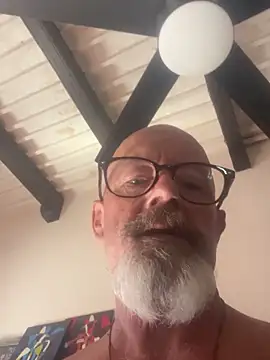 Snapshot of NOLAKINKYTYOP22 chatting on September 2025 08:32:02 PM NOLAKINKYTYOP22 online show from September 2025 08:32:02 PM