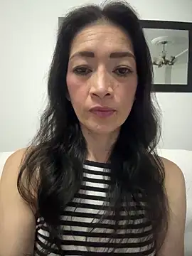 Snapshot of Yulia_sx chatting on April 2026 10:58:01 PM Yulia sx online show from April 2026 10:58:01 PM