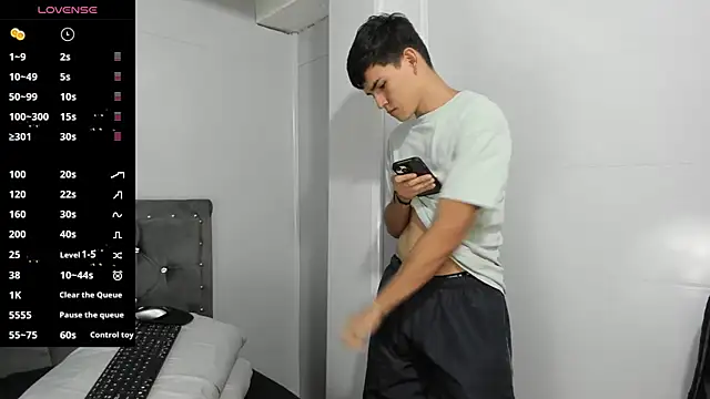 Jacobb Lee online show from December 2024 01:37:02 AM
