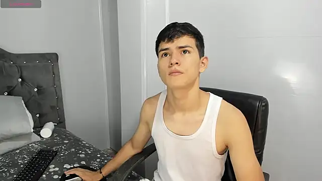 Jacobb Lee online show from December 2024 06:26:02 PM