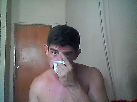 Snapshot of Marobronco chatting on February 2026 04:11:02 PM Marobronco online show from February 2026 04:11:02 PM