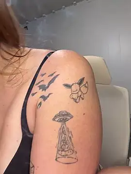 Blaze Baby online show from September 2025 03:05:01 PM