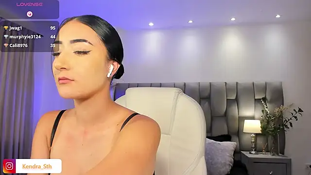 kendra scoth online show from March 2025 10:21:01 PM