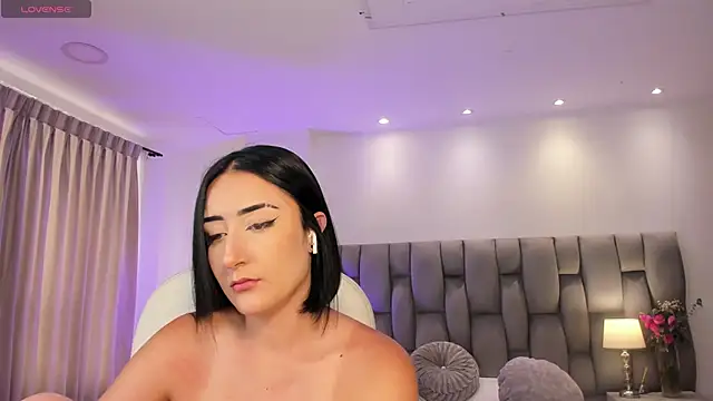 kendra scoth online show from March 2025 08:20:02 PM