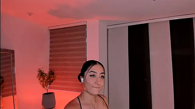 kendra scoth online show from November 2025 10:10:02 PM