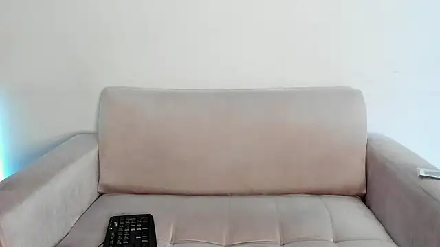 Snapshot of Lilacutte_ chatting on December 2024 04:33:01 AM Lilacutte online show from December 2024 04:33:01 AM