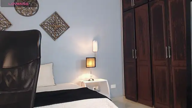 Snapshot of JeremyLowe chatting on March 2025 01:07:02 PM JeremyLowe online show from March 2025 01:07:02 PM