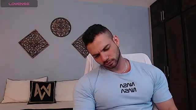 Snapshot of JeremyLowe chatting on March 2025 04:40:02 PM JeremyLowe online show from March 2025 04:40:02 PM