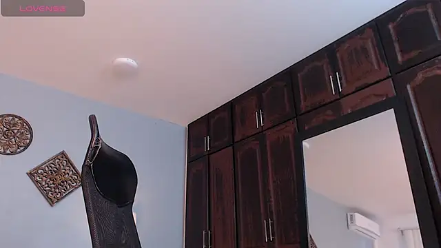 Snapshot of JeremyLowe chatting on March 2025 01:20:02 PM JeremyLowe online show from March 2025 01:20:02 PM