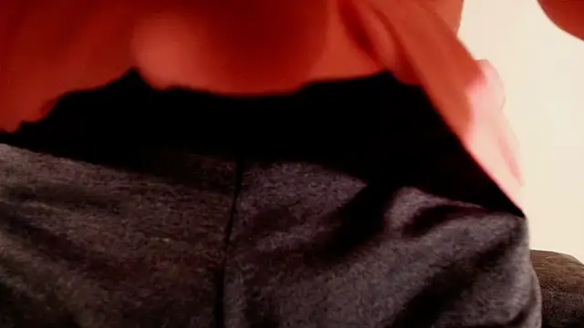 Snapshot of JeremyLowe chatting on September 2025 06:18:02 PM JeremyLowe online show from September 2025 06:18:02 PM